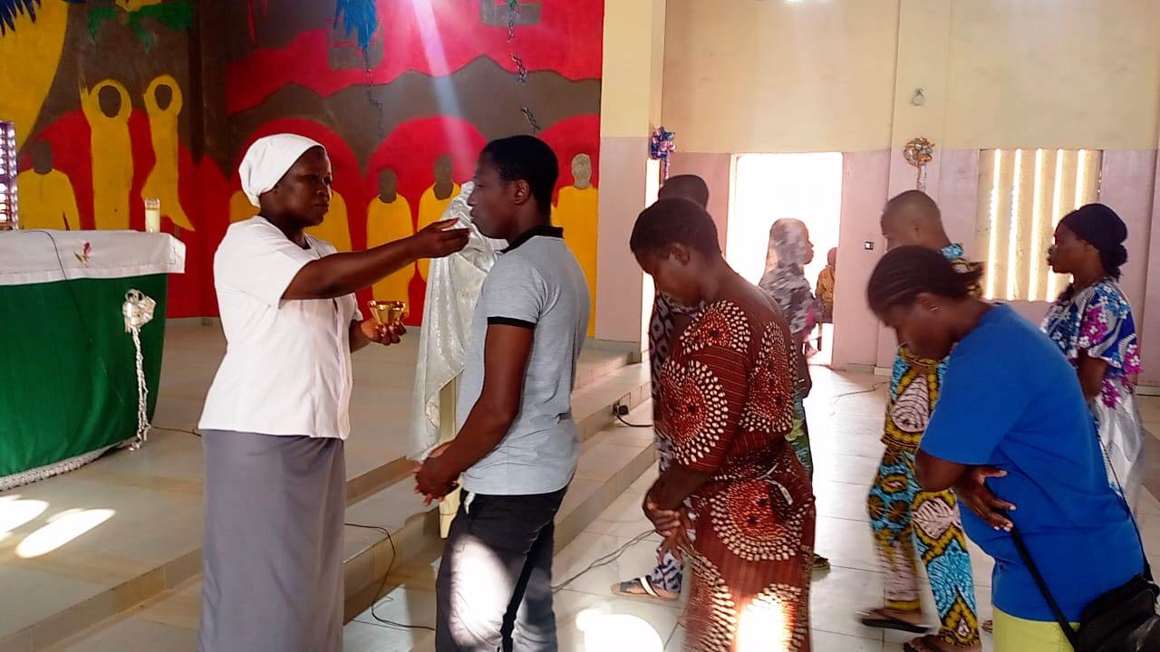 Redonner dignité et sens à la vie des malades à Dassa